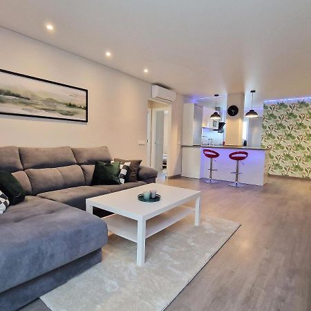 Emerald Apartment - Spacious Modern 2 Bedroom Benalmádena Eksteriør billede